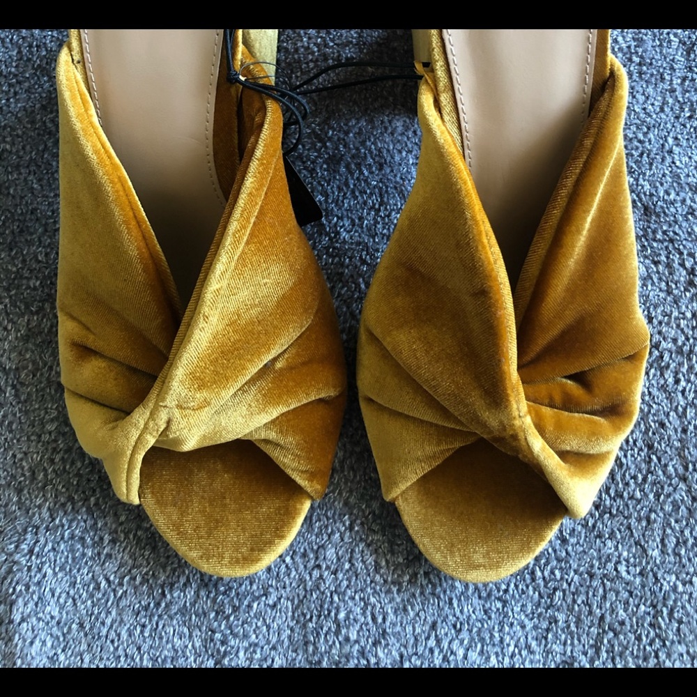New block heel - Picture 2 of 2